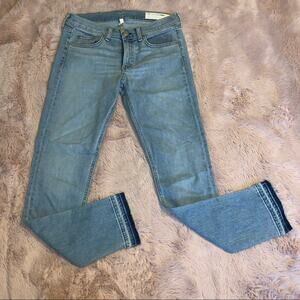 rag & bone Capri Step Frayed Hem Light Wash Skinny Jeans Wiley Size: 27
